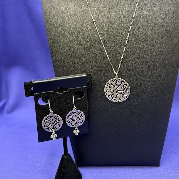 Silpada Sterling “Cut Above” Round Scroll Disc Necklace and Earrings Set - Picture 2 of 16